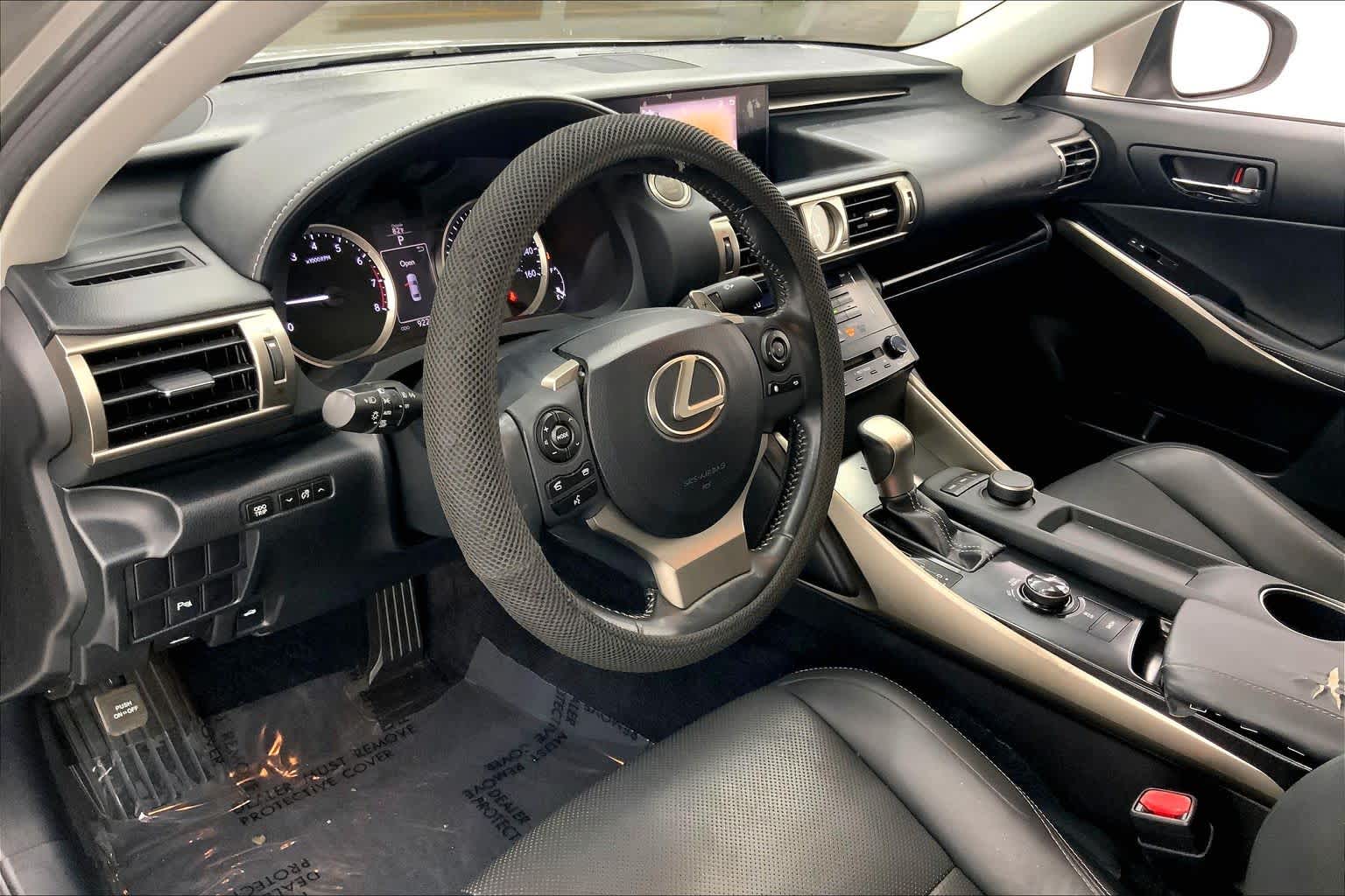 2014 Lexus IS 250 4dr Sport Sdn Auto RWD