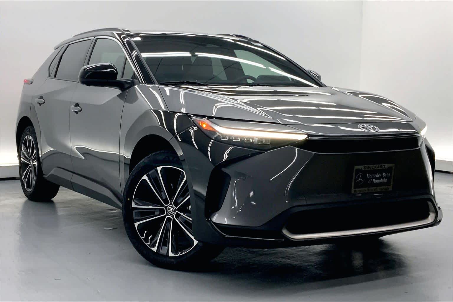 2023 Toyota bZ4X Limited