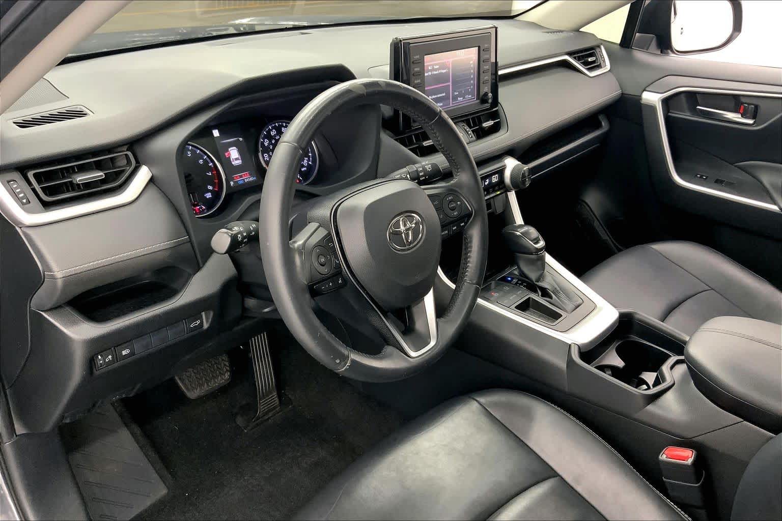 2019 Toyota RAV4 XLE Premium