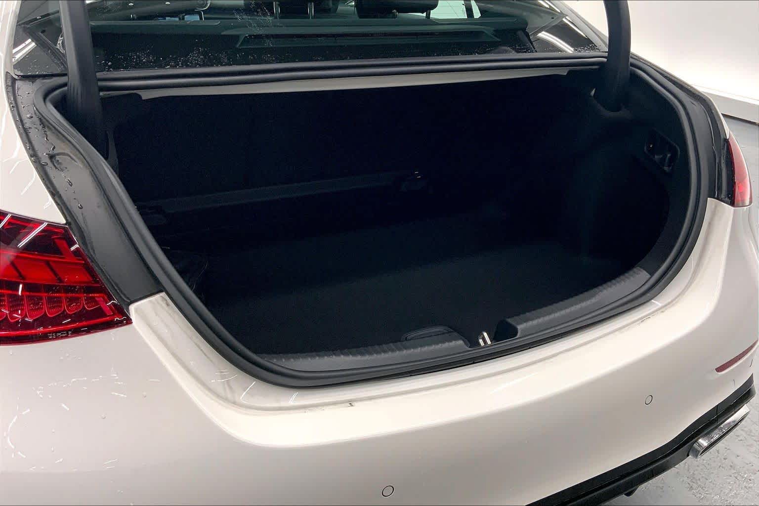 2026 Mercedes-Benz C 300 C 300