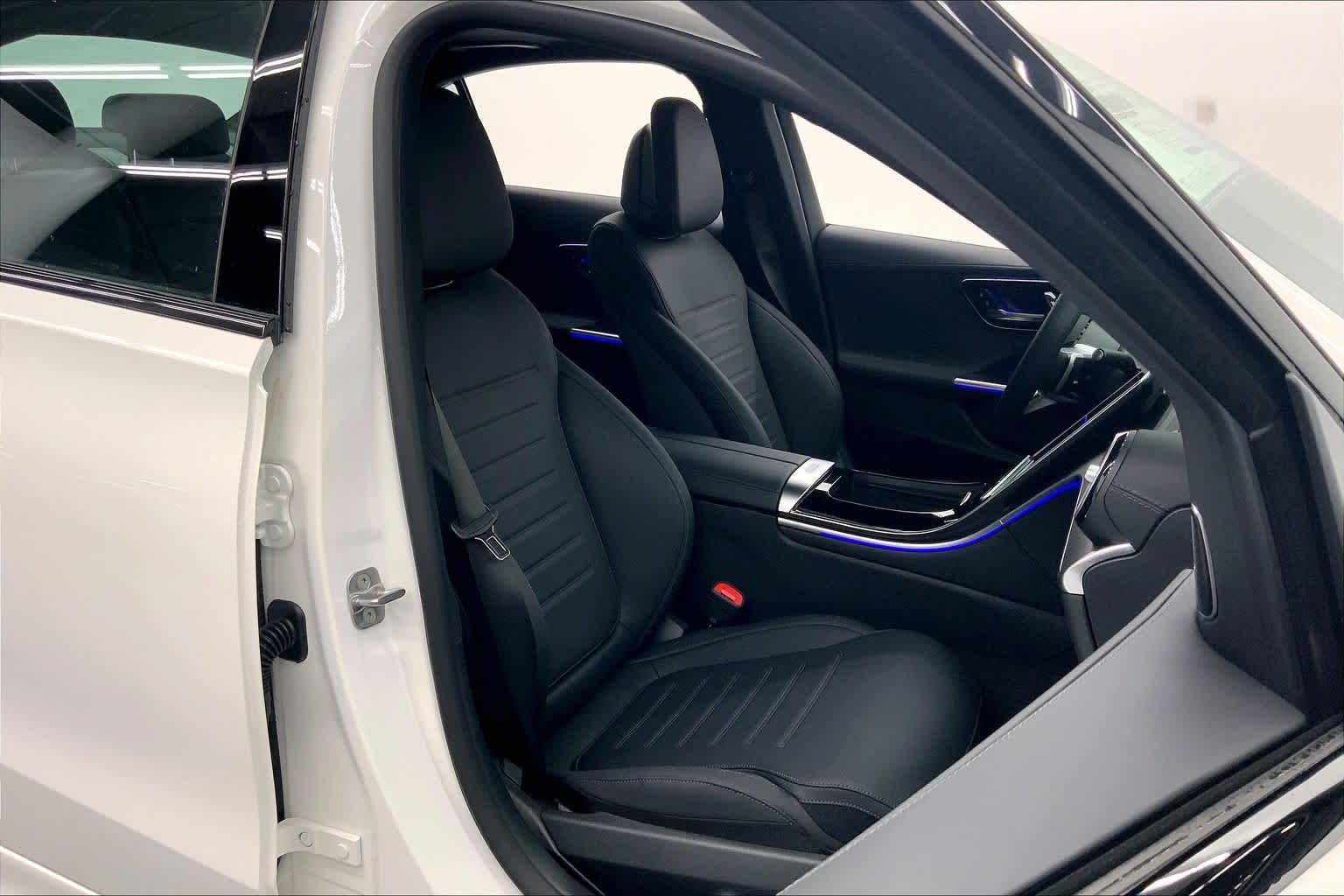 2026 Mercedes-Benz C 300 C 300