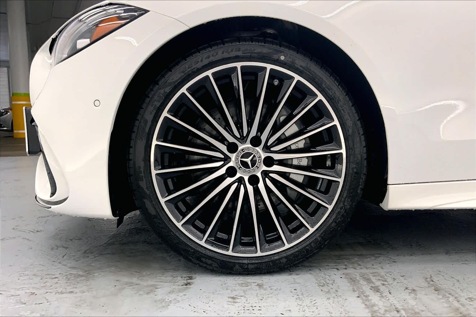 2026 Mercedes-Benz C 300 C 300