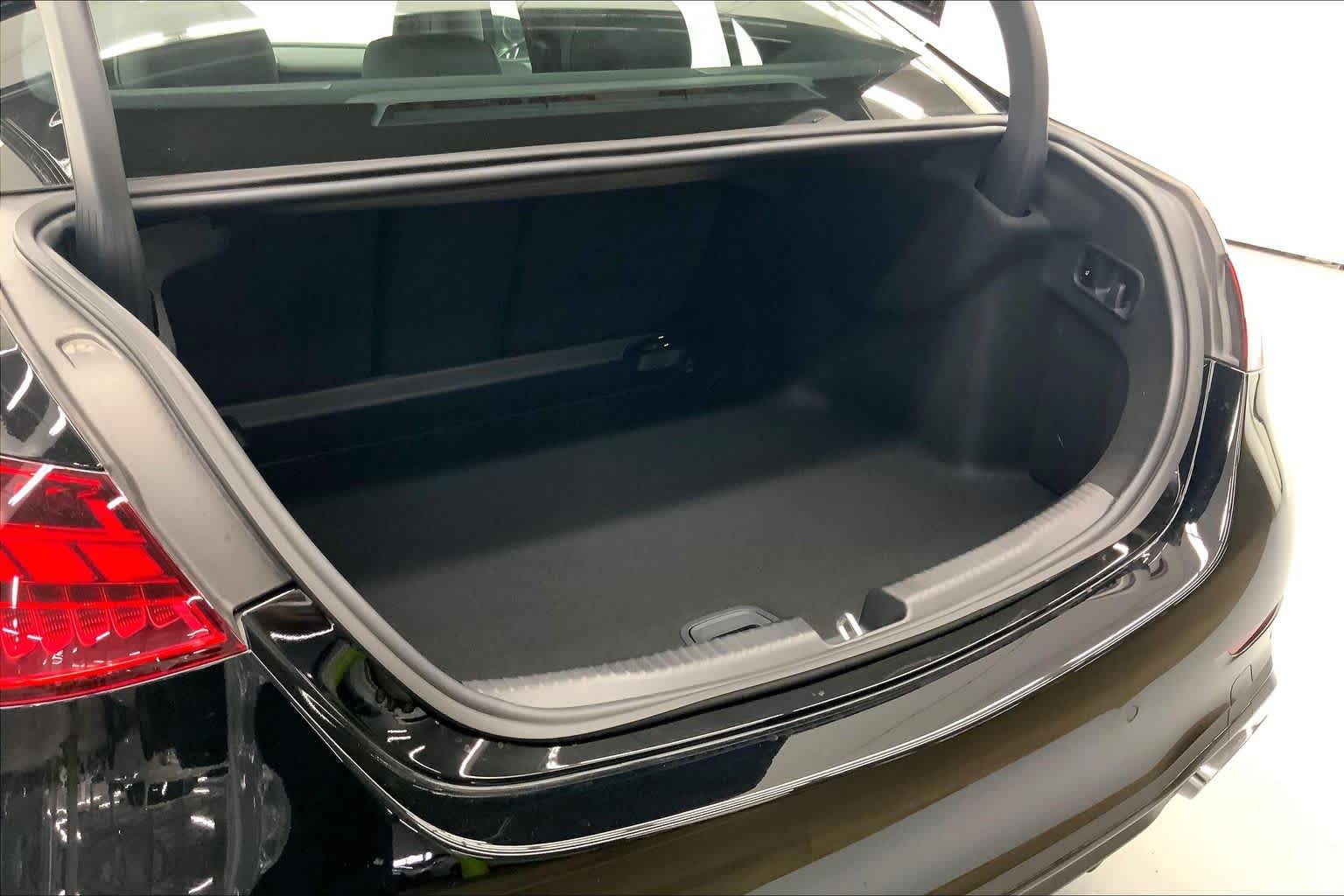 2026 Mercedes-Benz C 300 Sedan