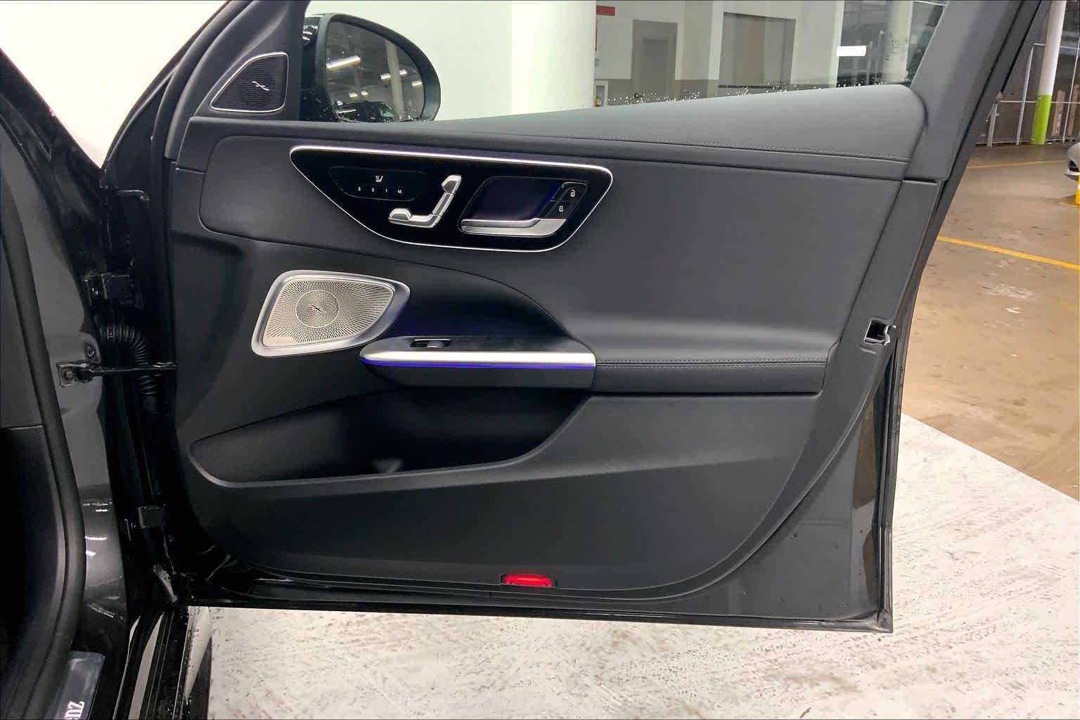 2026 Mercedes-Benz C 300 C 300