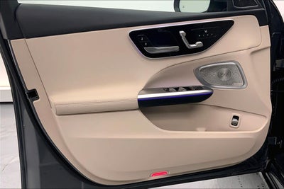 2026 Mercedes-Benz C 300 C 300