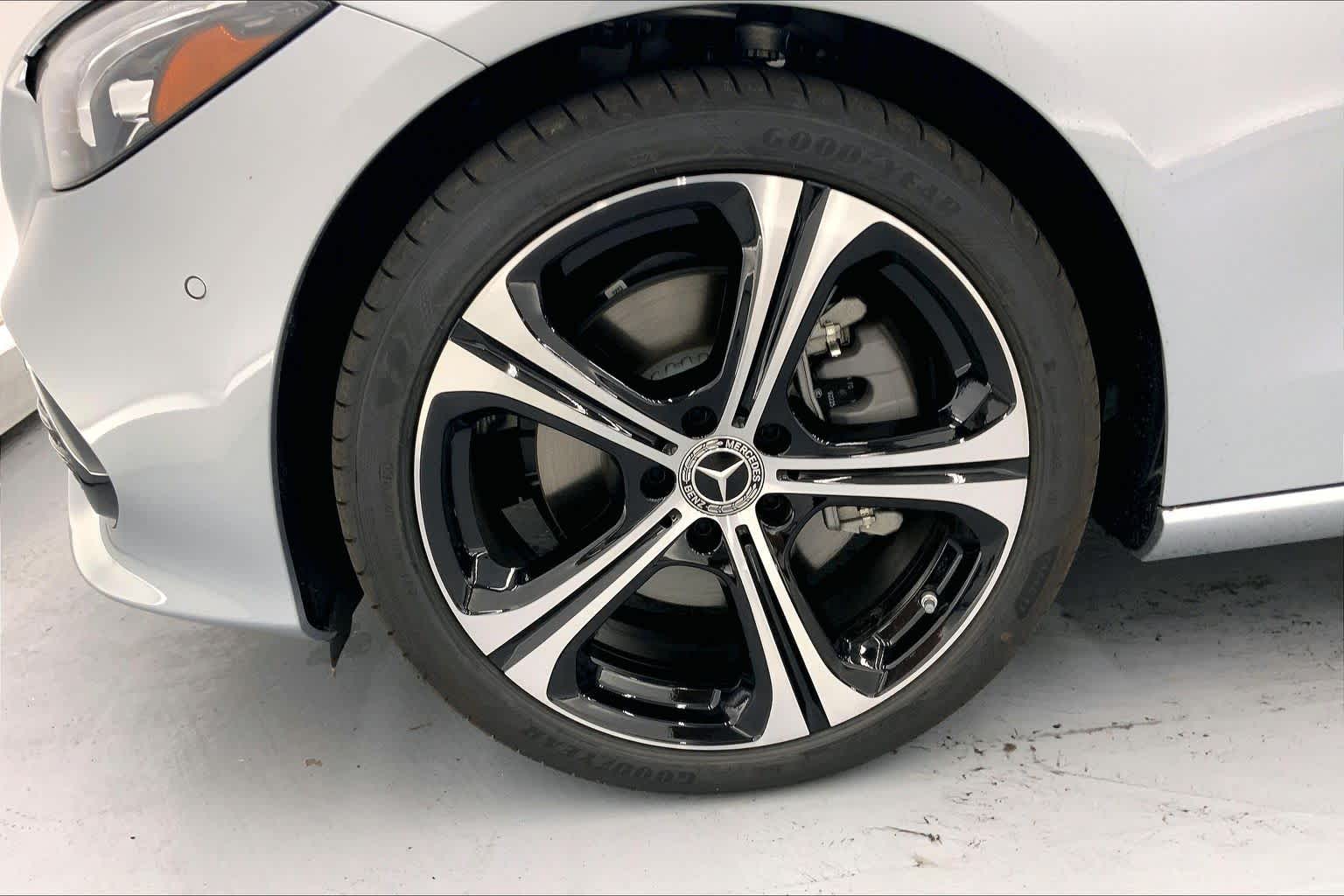 2026 Mercedes-Benz C 300 Sedan