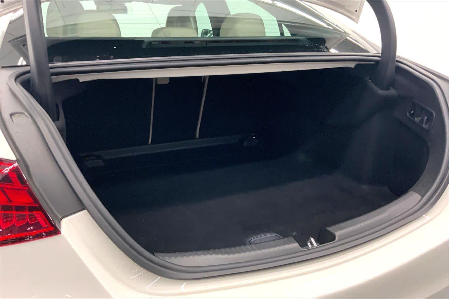 2023 Mercedes-Benz C 300 C 300