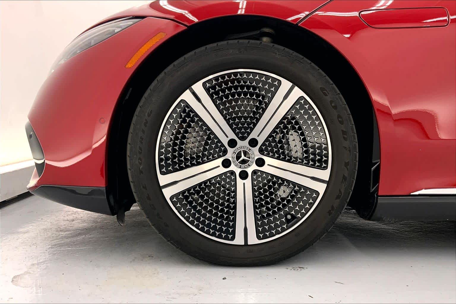 2023 Mercedes-Benz EQS 450 4MATIC® Sedan