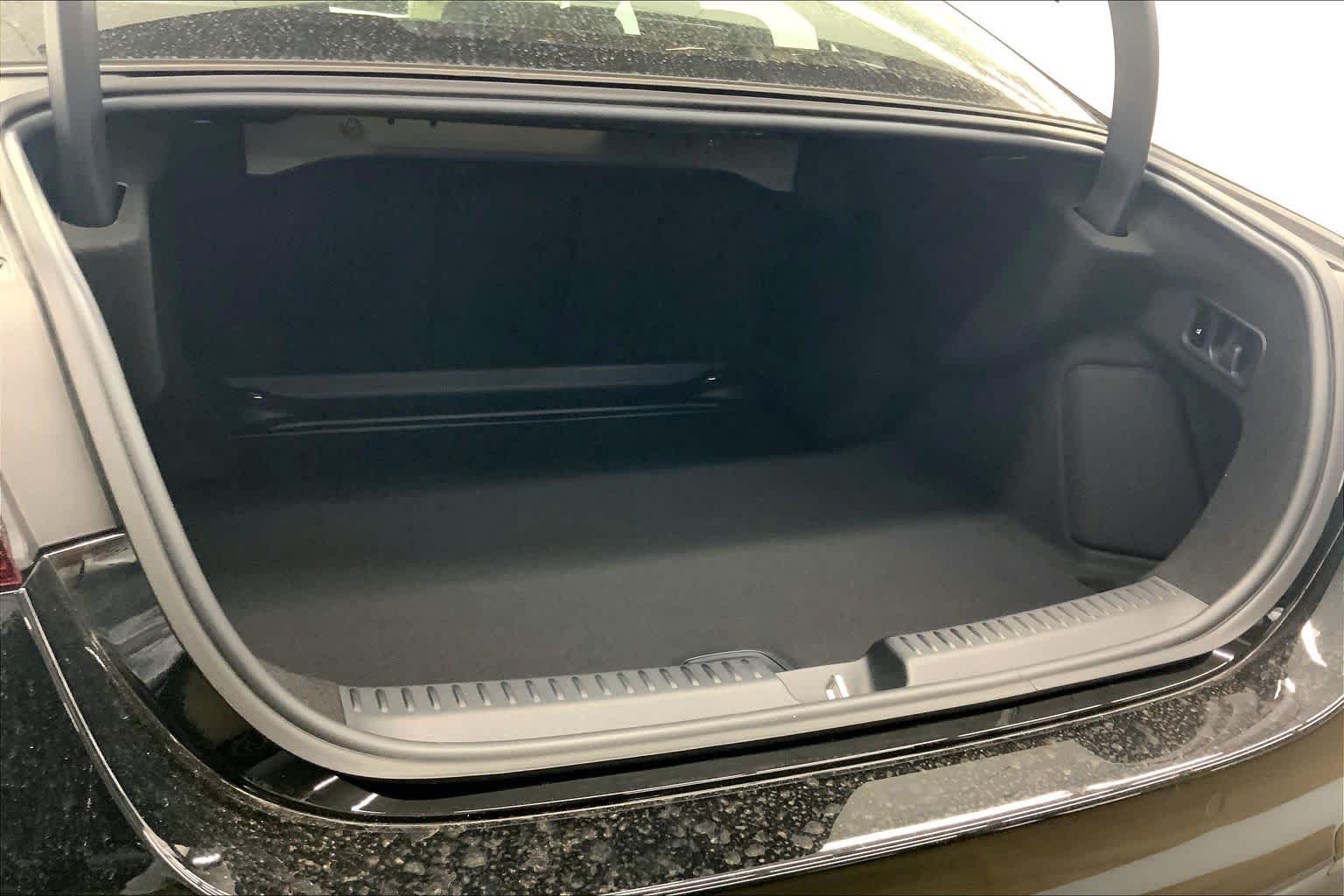 2027 Mercedes-Benz E 350 RWD Sedan