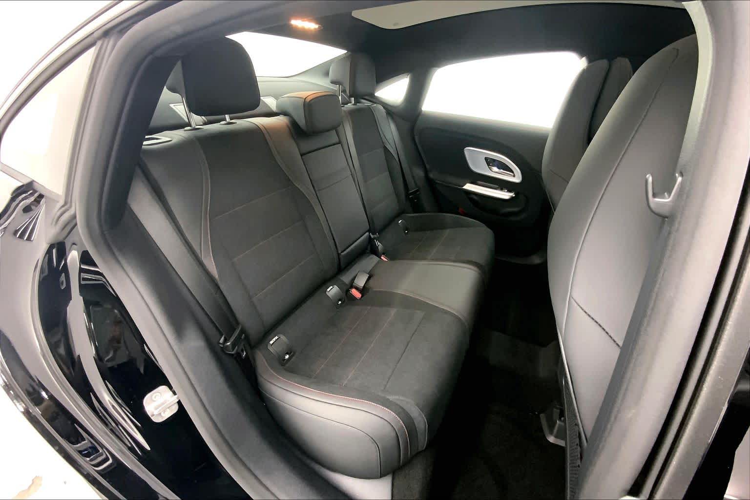 2027 Mercedes-Benz CLA 220 Hybrid FWD