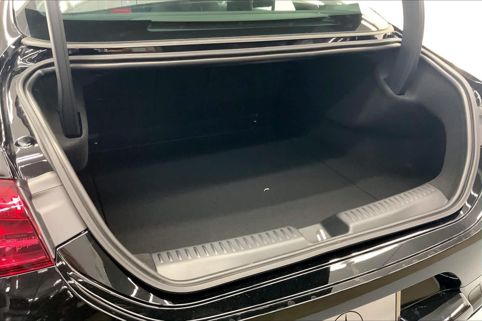 2027 Mercedes-Benz CLA 220 Hybrid FWD