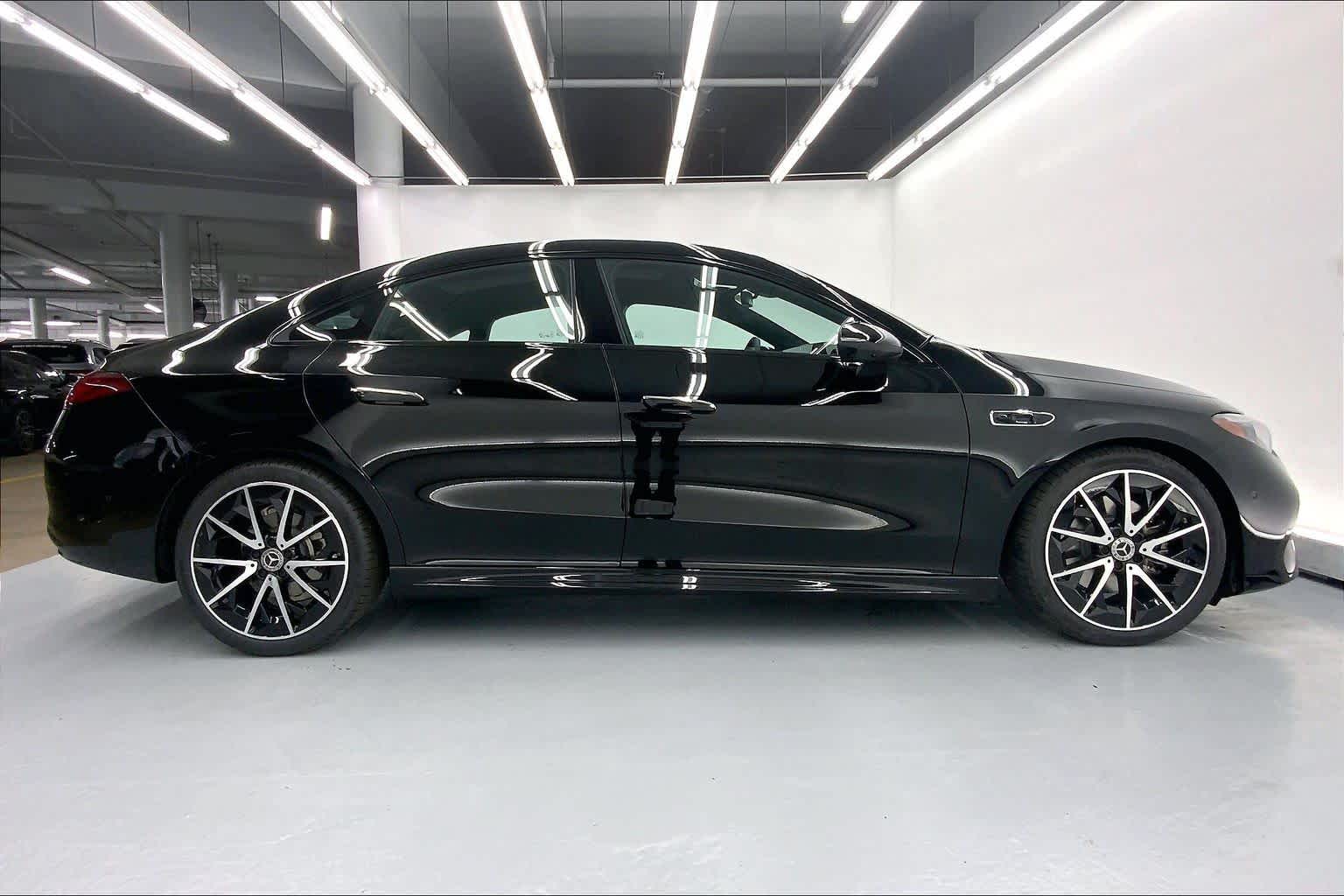 2027 Mercedes-Benz CLA 220 Hybrid FWD
