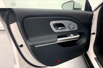 2027 Mercedes-Benz CLA 220 Hybrid FWD