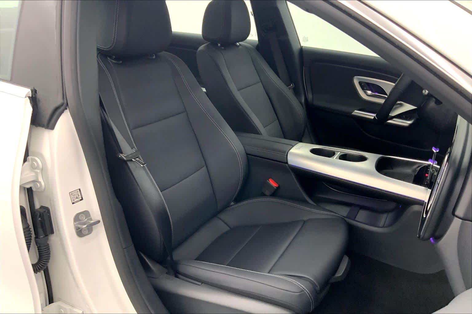 2027 Mercedes-Benz CLA 220 Hybrid FWD