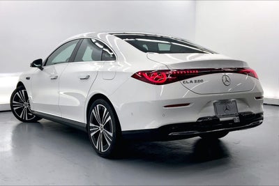 2027 Mercedes-Benz CLA 220 Hybrid FWD