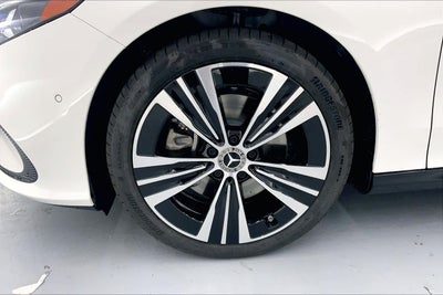 2027 Mercedes-Benz CLA 220 Hybrid FWD