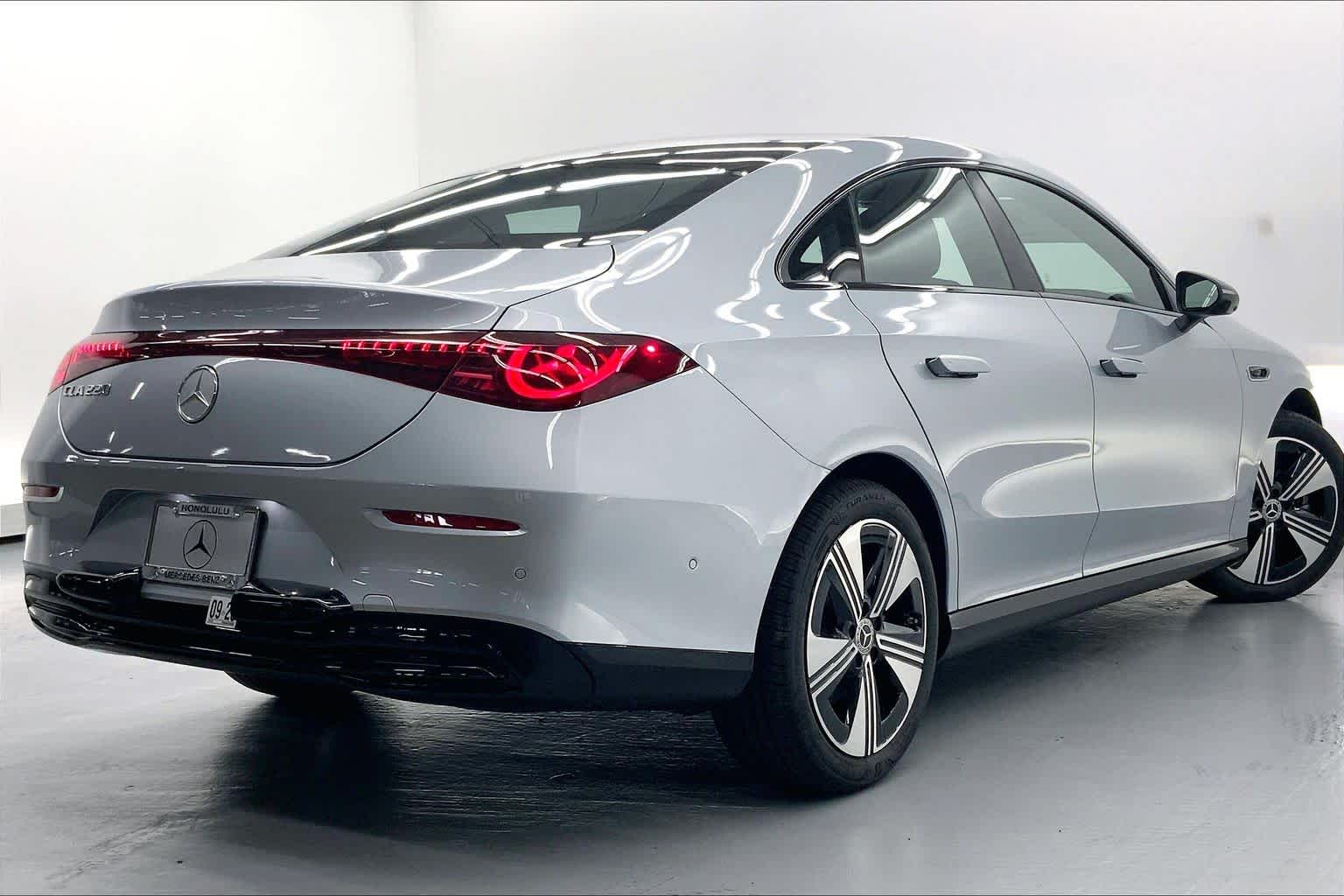 2027 Mercedes-Benz CLA 220 Hybrid FWD