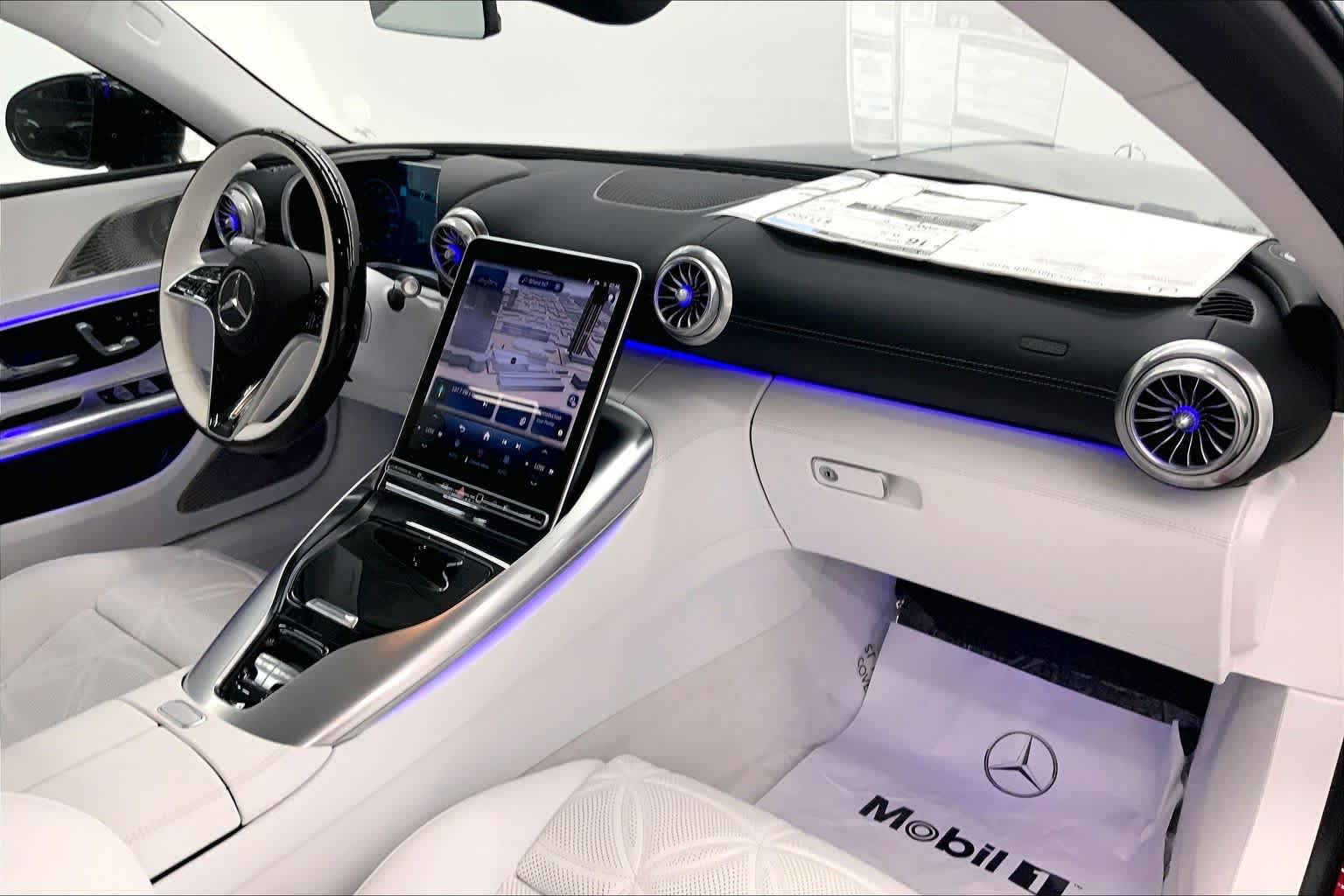 2026 Mercedes-Benz Maybach SL 680 Roadster