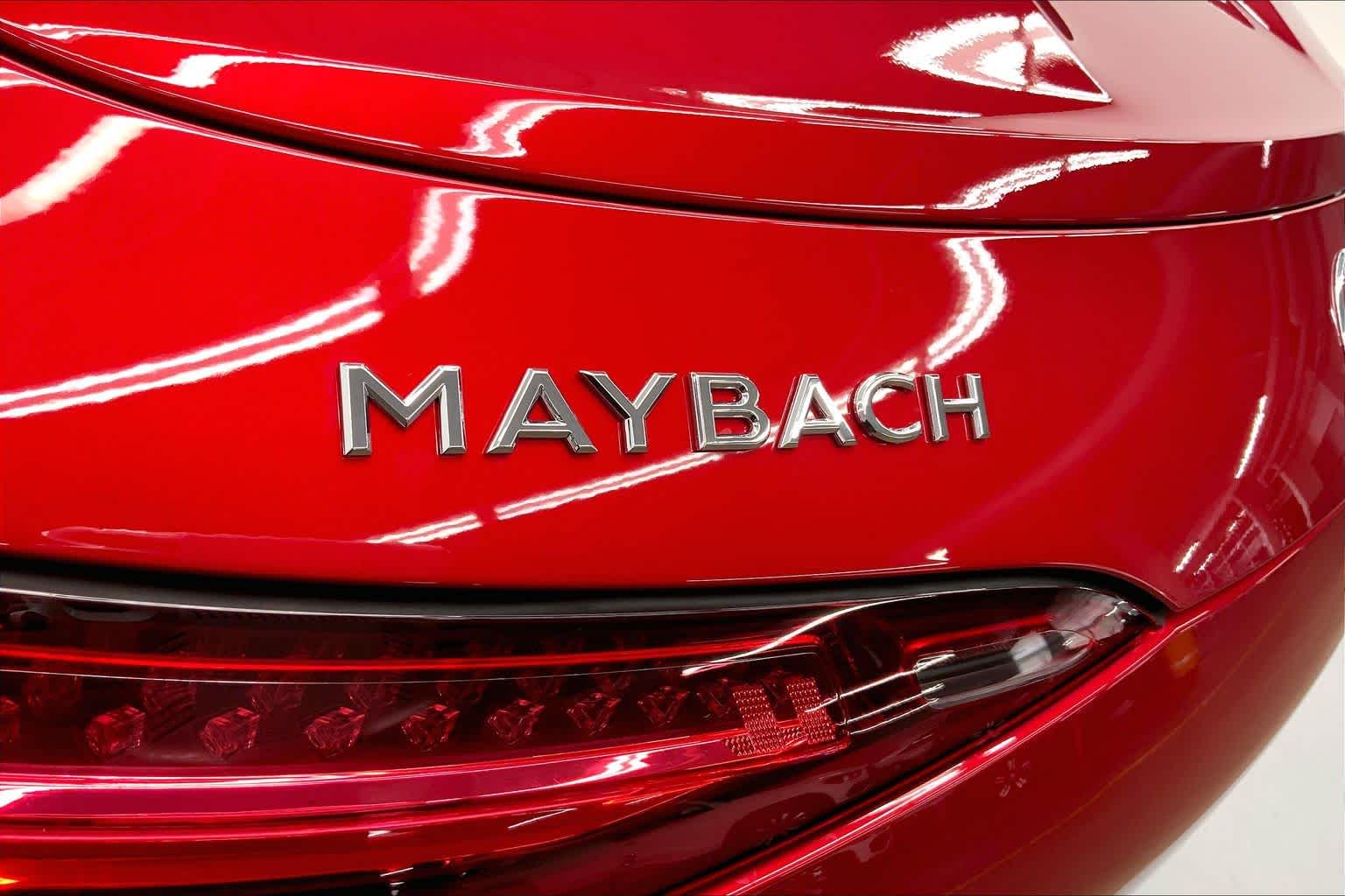2026 Mercedes-Benz Maybach SL 680 Roadster