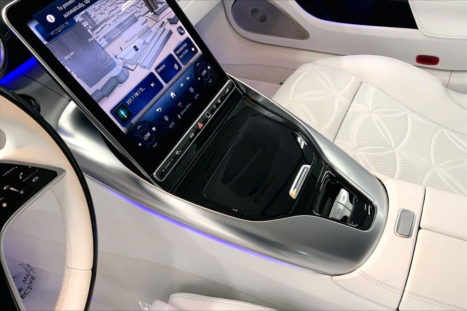 2026 Mercedes-Benz Maybach SL 680 Roadster