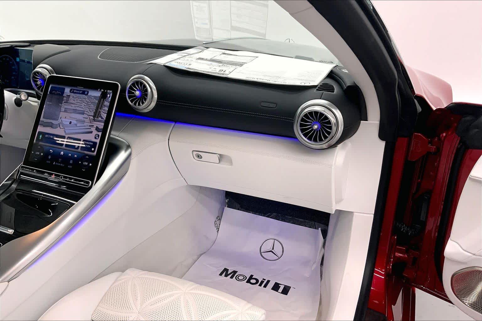 2026 Mercedes-Benz Maybach SL 680 Roadster