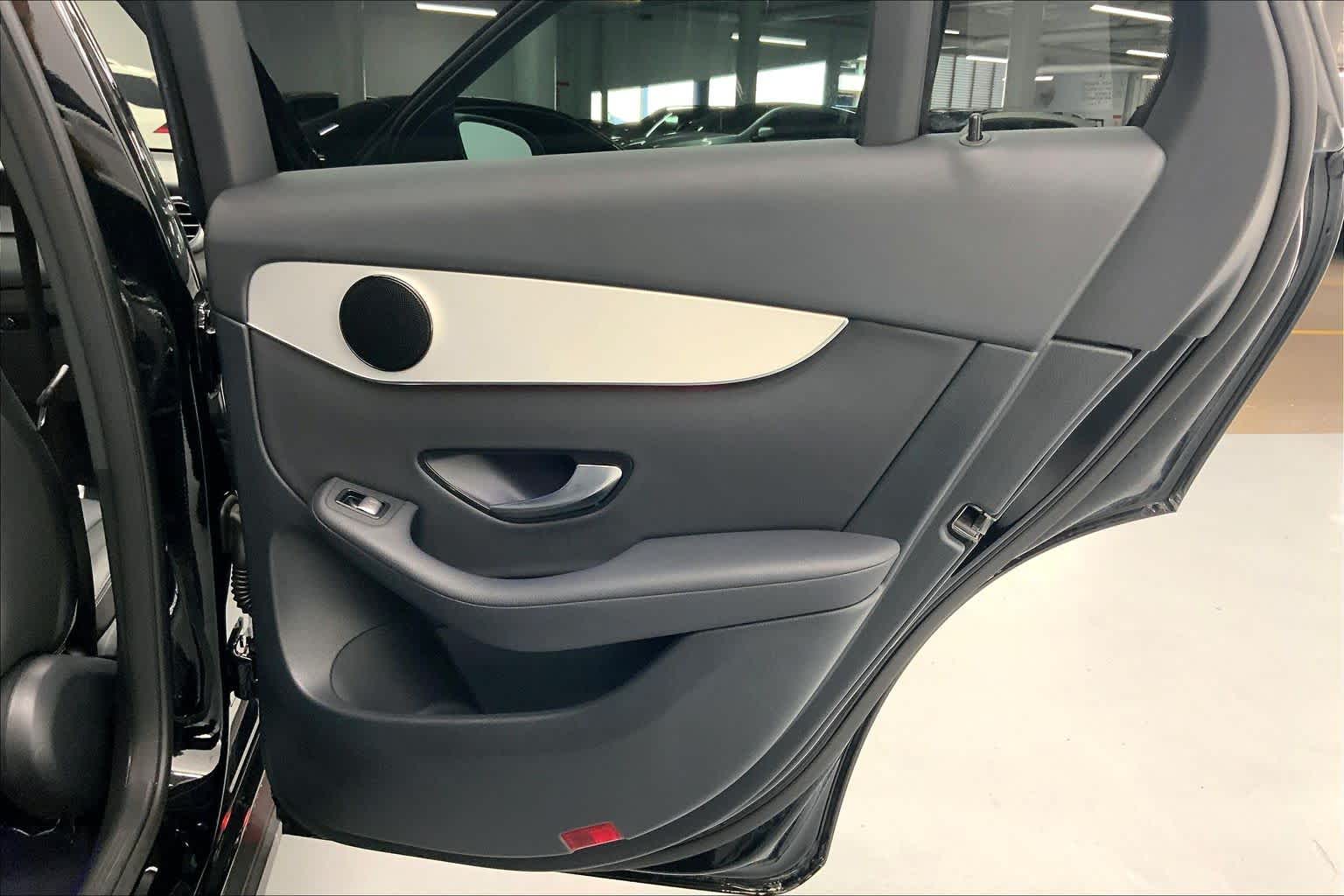 2022 Mercedes-Benz GLC 300 SUV