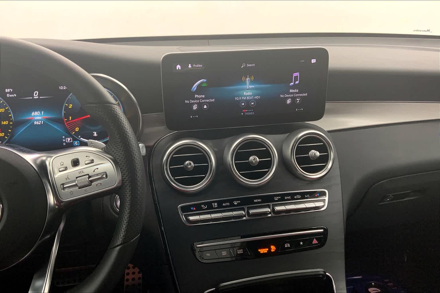 2022 Mercedes-Benz GLC 300 SUV