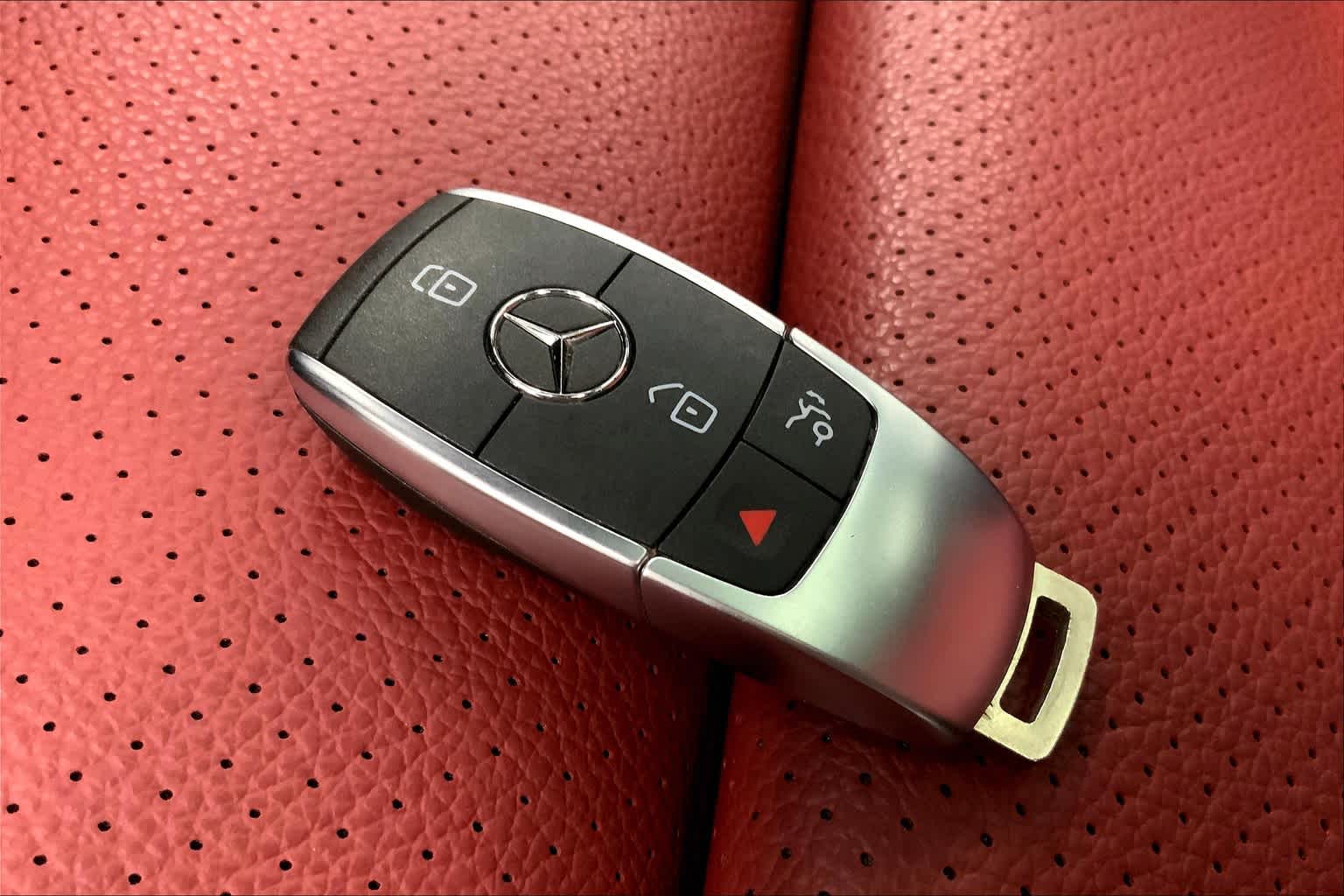 2022 Mercedes-Benz GLC GLC 300