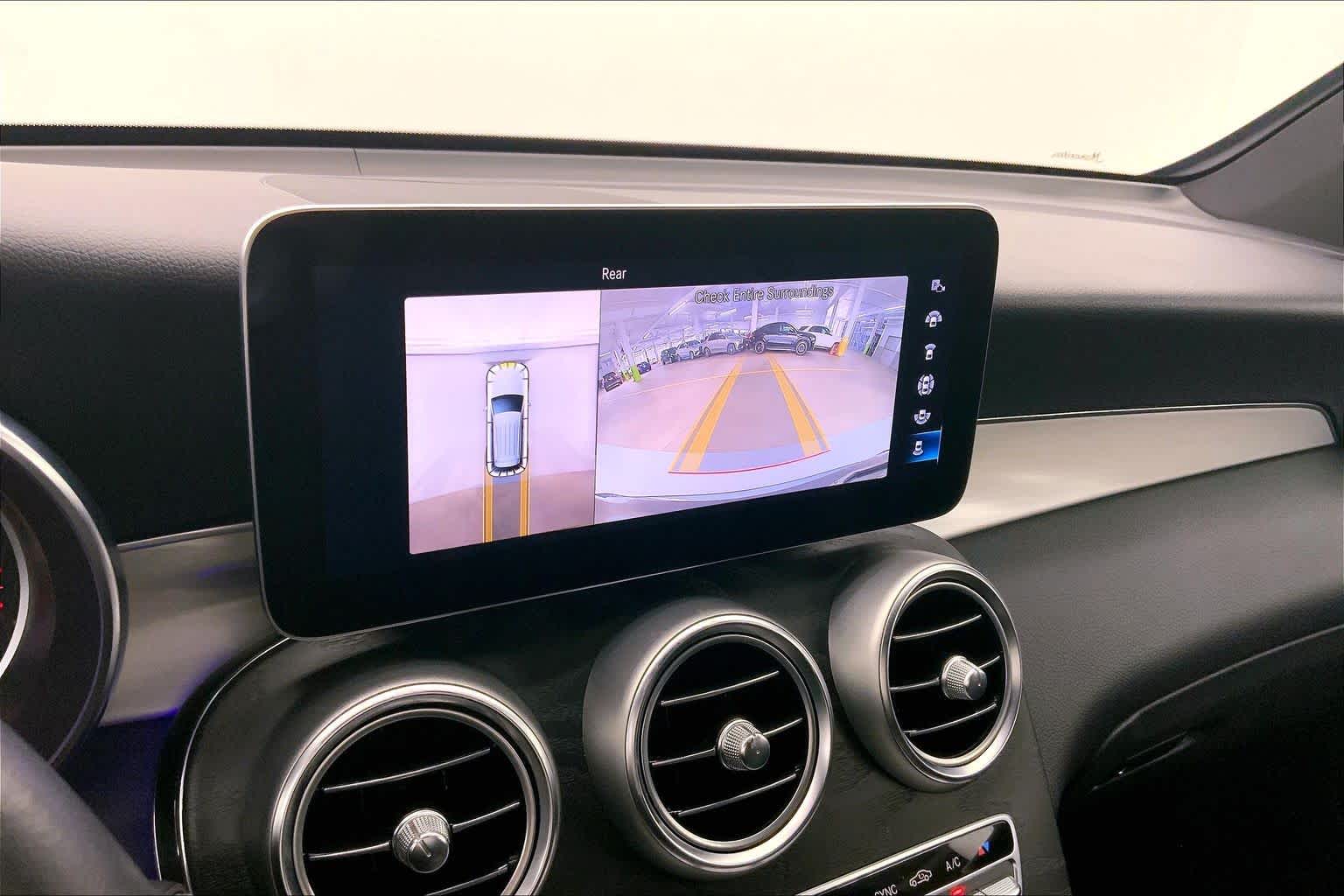 2021 Mercedes-Benz GLC GLC 300