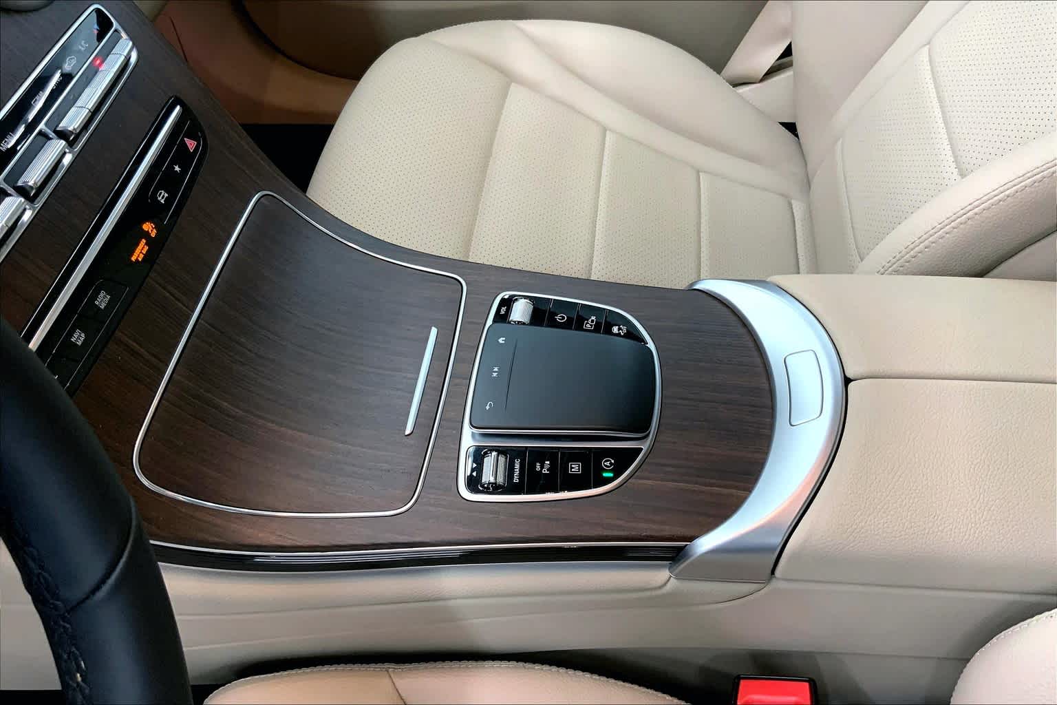 2022 Mercedes-Benz GLC 300 SUV