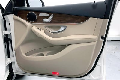 2022 Mercedes-Benz GLC 300 SUV