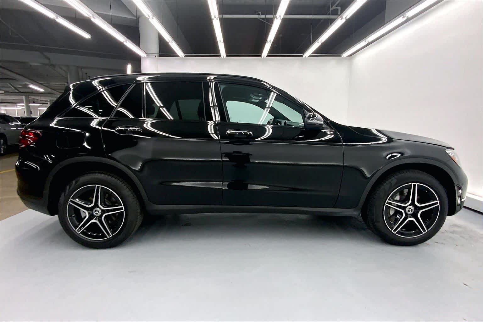 2022 Mercedes-Benz GLC 300 SUV