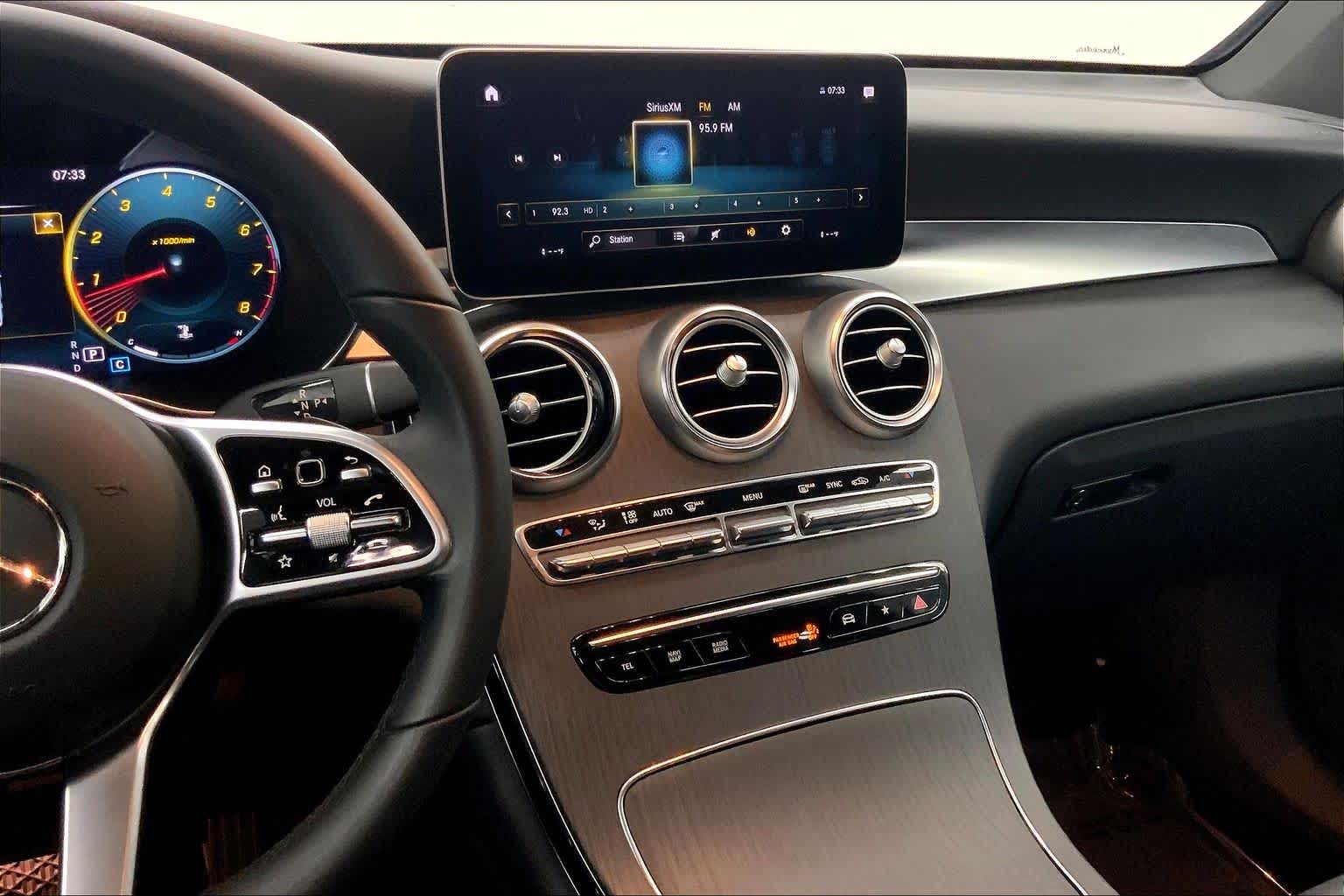 2022 Mercedes-Benz GLC GLC 300