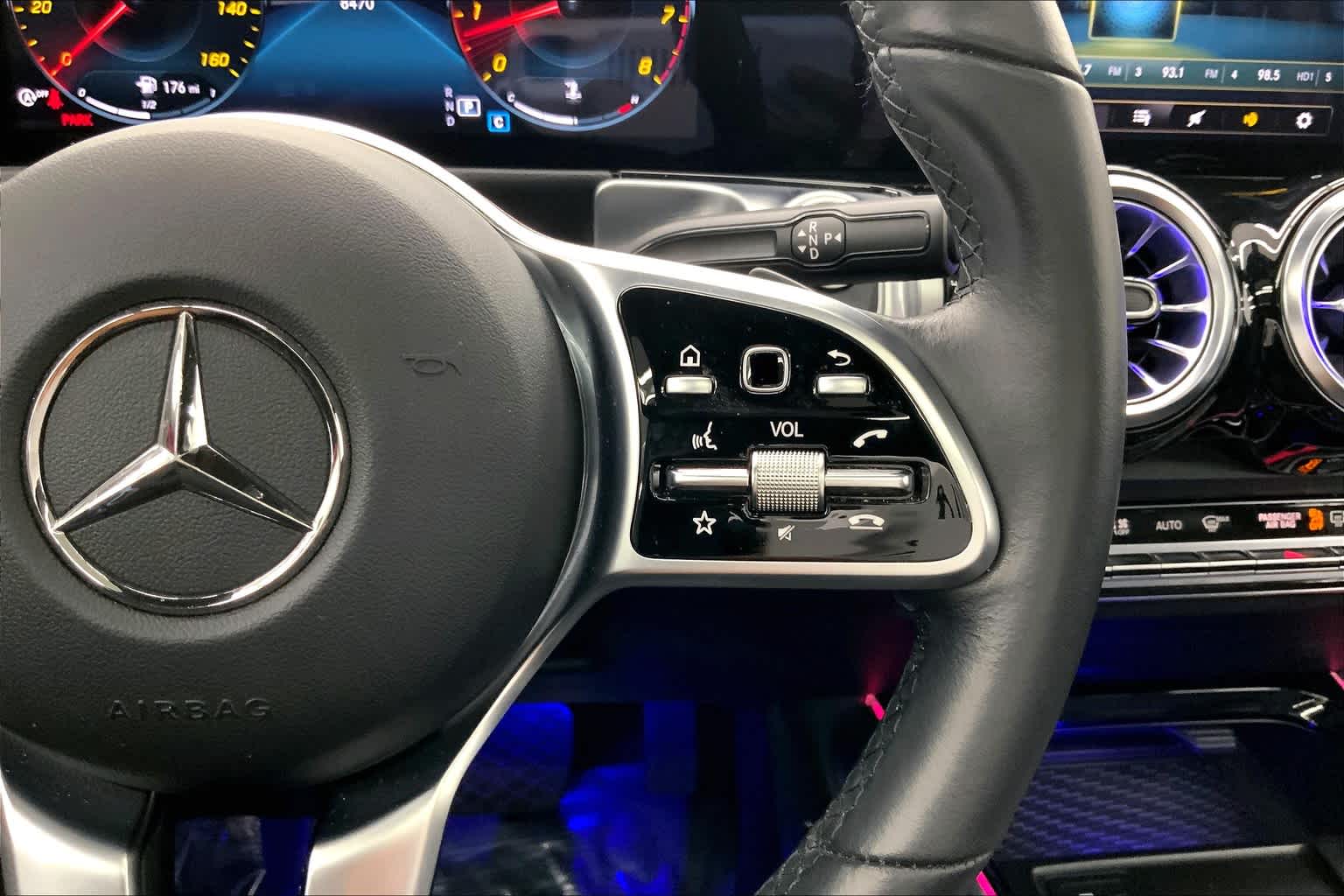 2023 Mercedes-Benz GLB 250 SUV