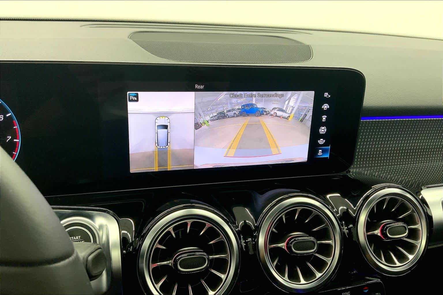 2023 Mercedes-Benz GLB GLB 250