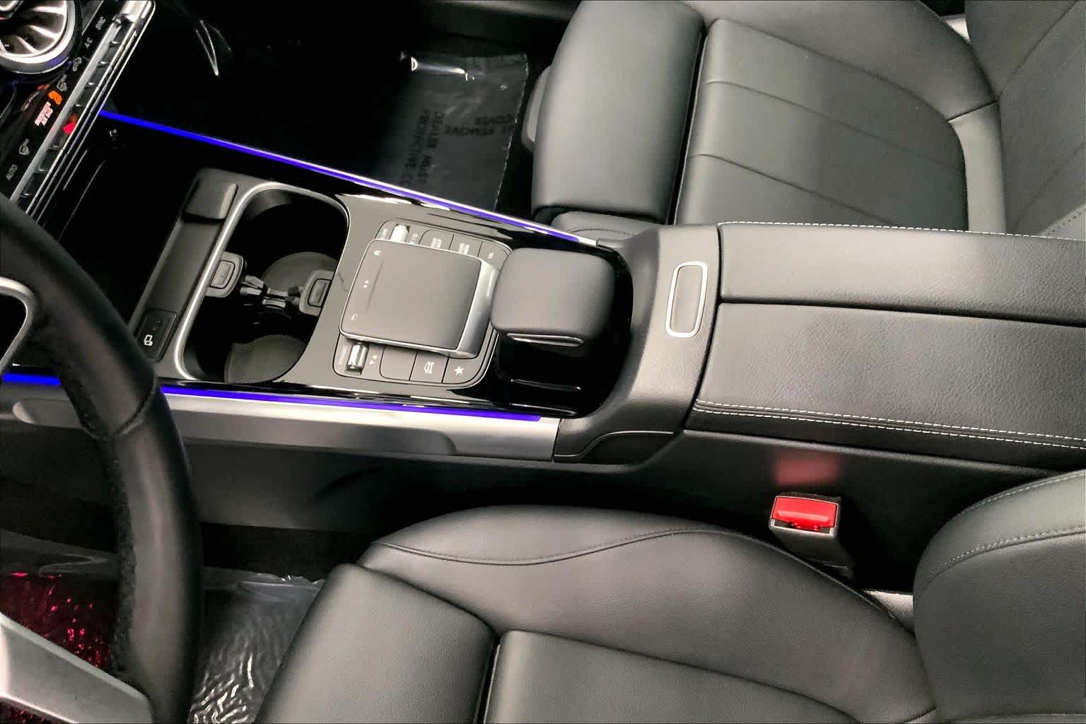 2023 Mercedes-Benz GLB 250 GLB 250