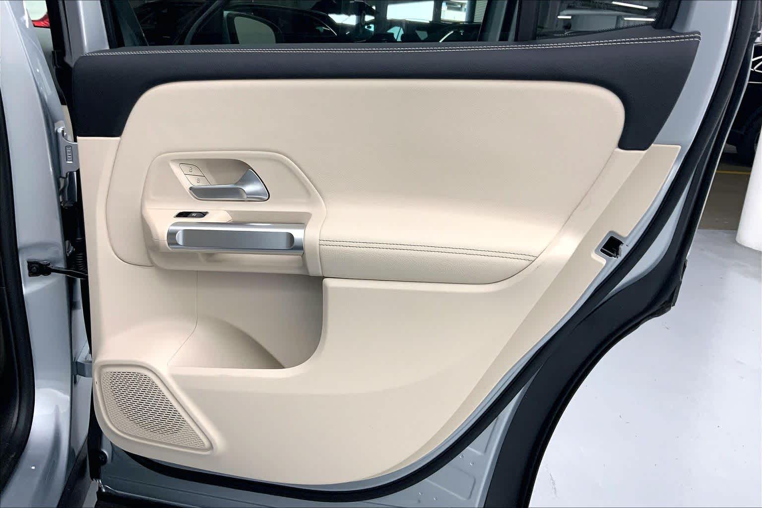 2026 Mercedes-Benz GLB 250 SUV