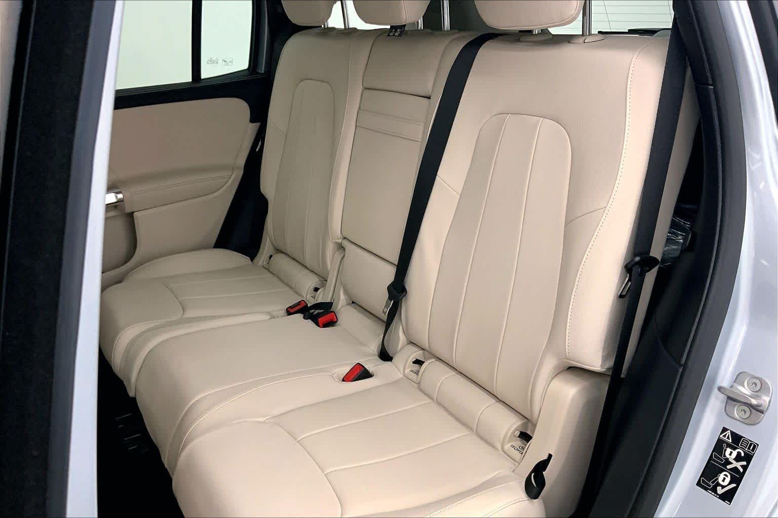 2026 Mercedes-Benz GLB 250 SUV