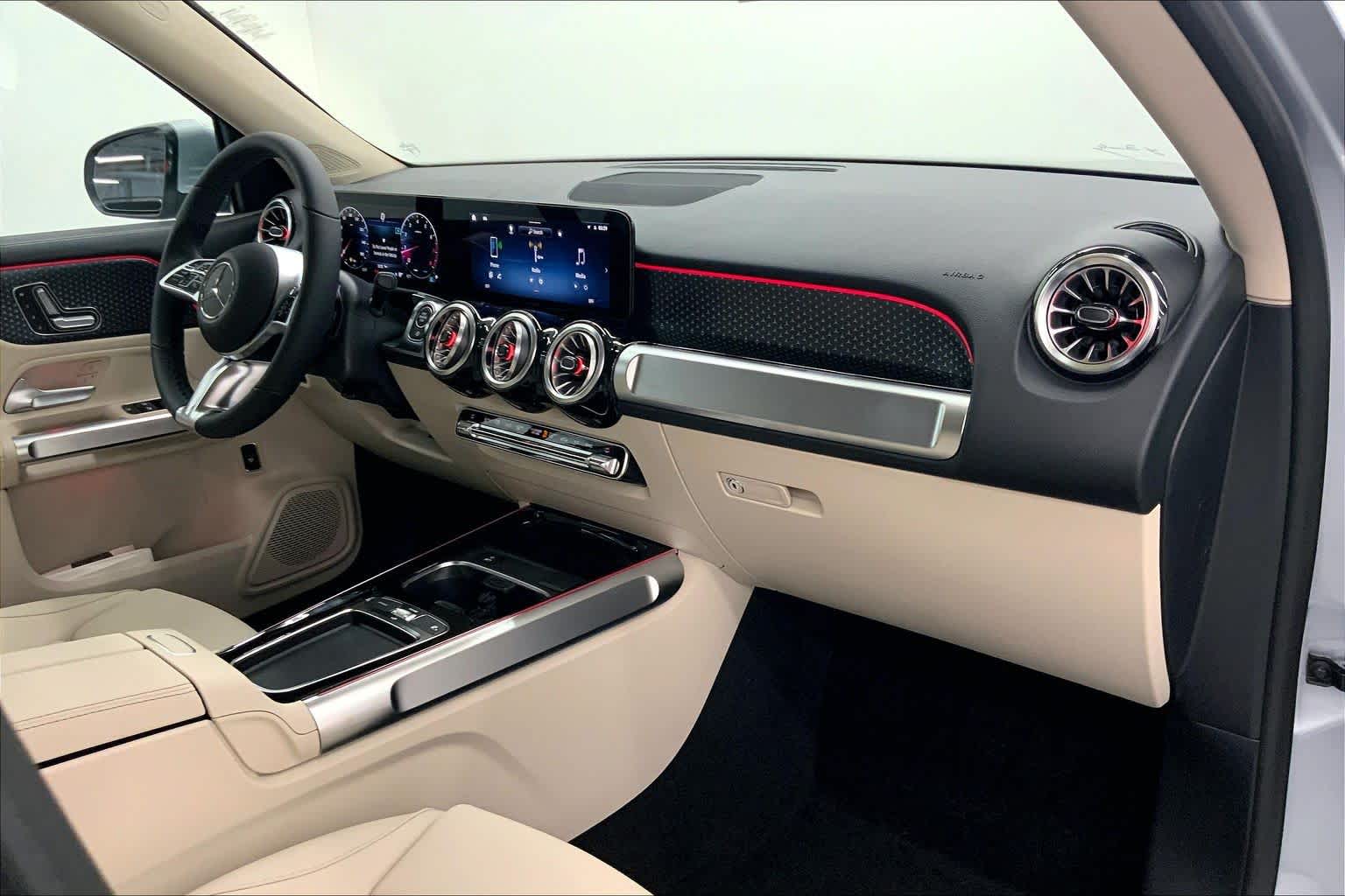2026 Mercedes-Benz GLB 250 SUV
