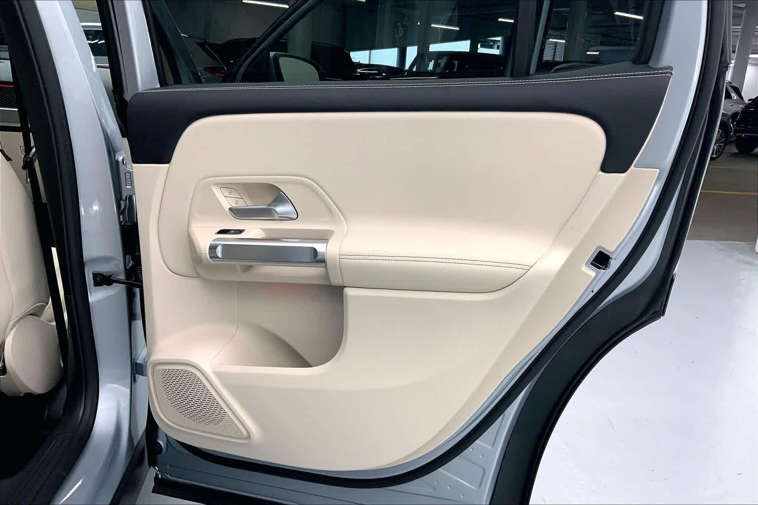 2026 Mercedes-Benz GLB 250 SUV