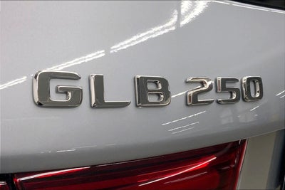 2026 Mercedes-Benz GLB 250 SUV