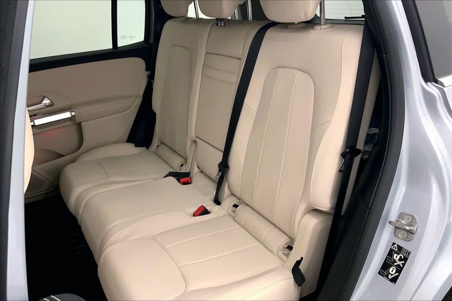 2026 Mercedes-Benz GLB 250 SUV