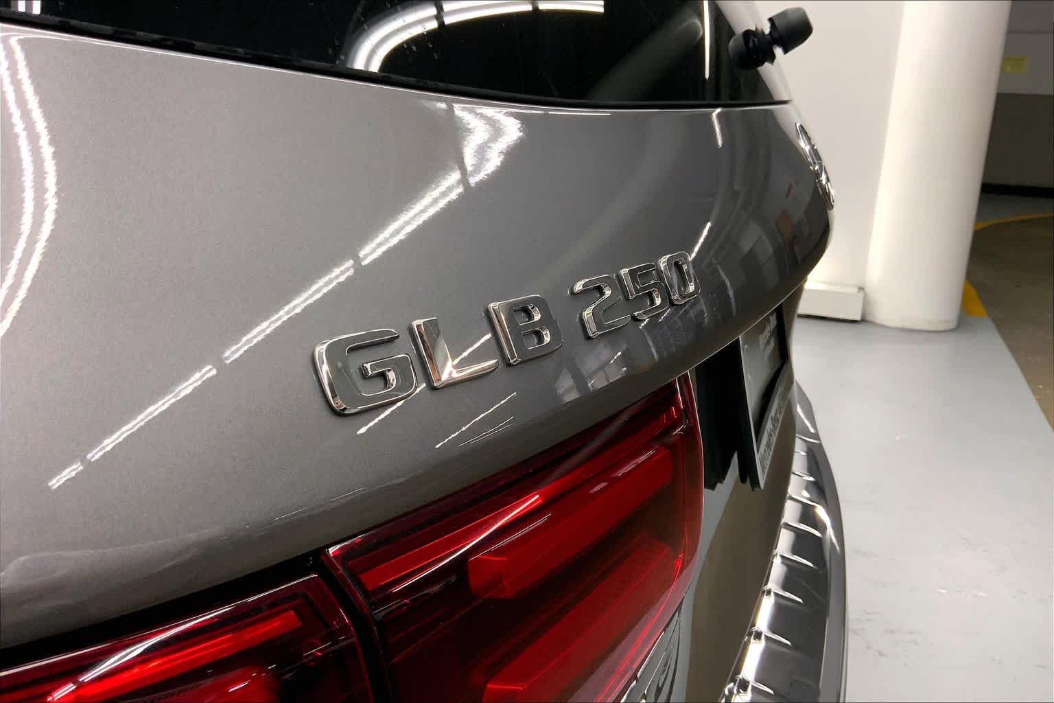 2025 Mercedes-Benz GLB GLB 250