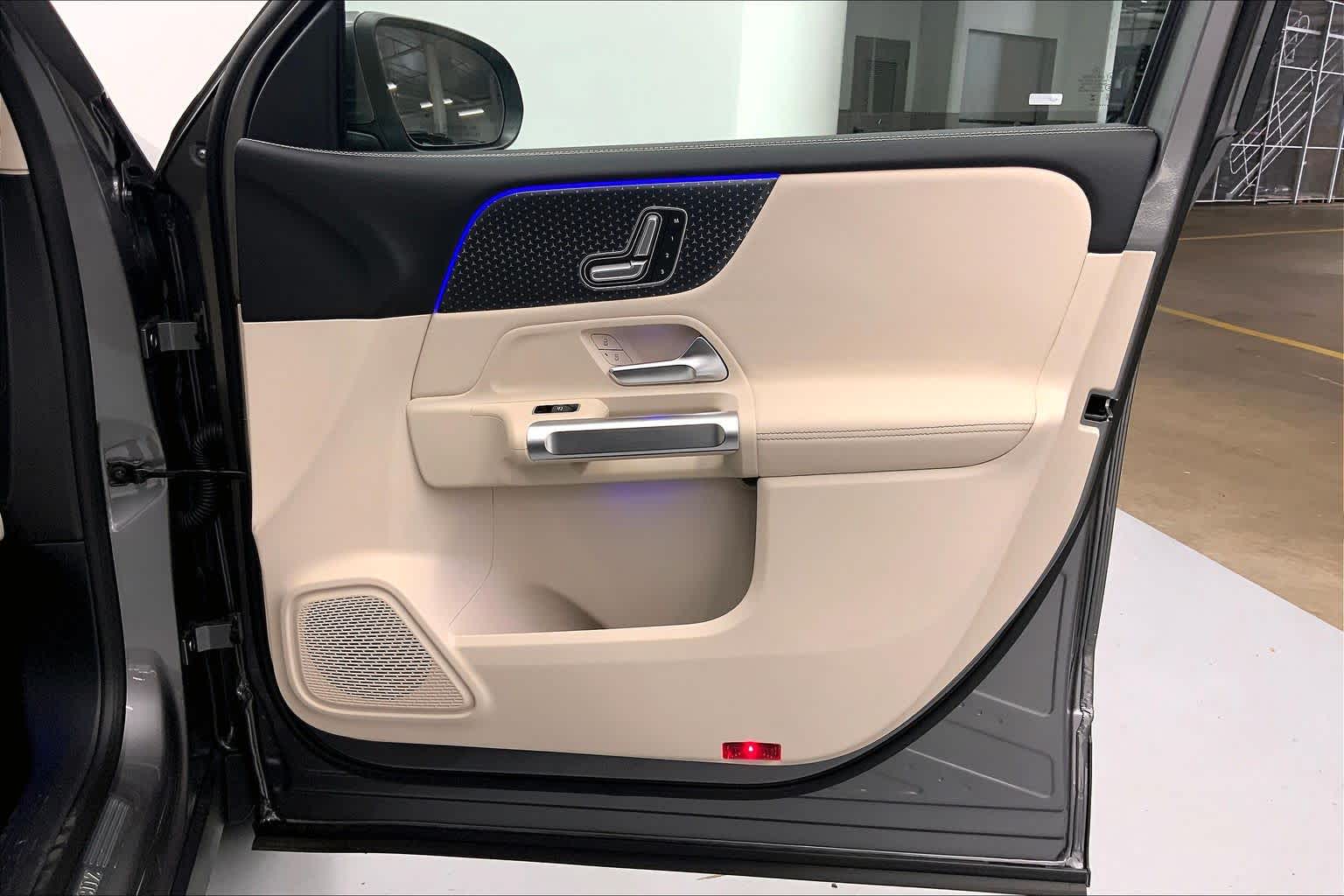 2026 Mercedes-Benz GLB 250 SUV