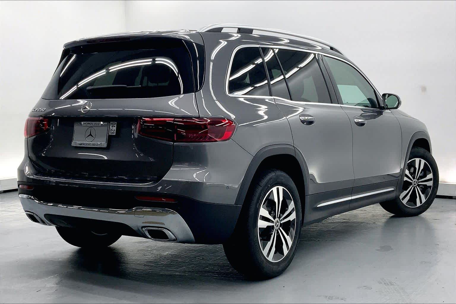 2026 Mercedes-Benz GLB 250 SUV