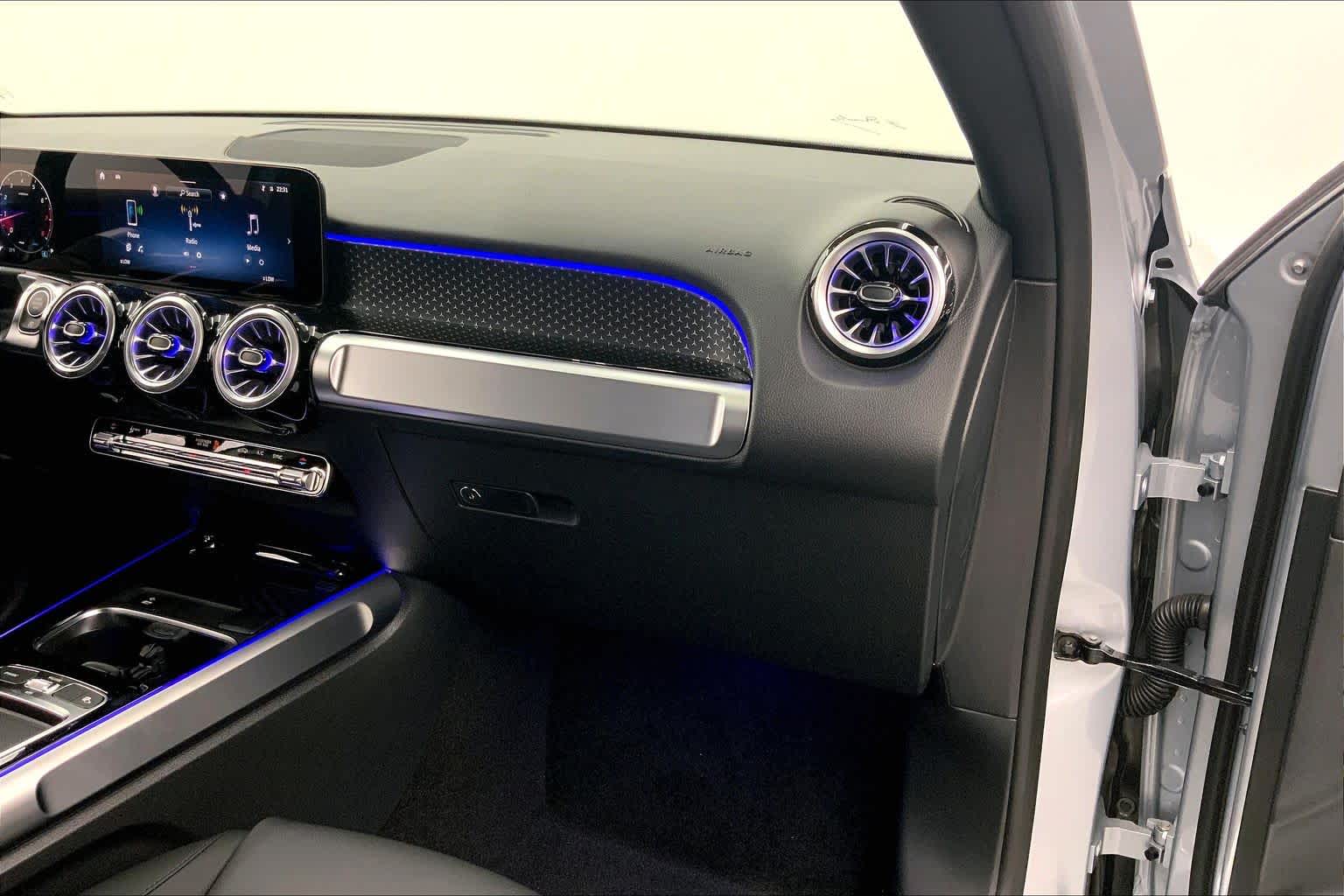 2026 Mercedes-Benz GLB 250 SUV