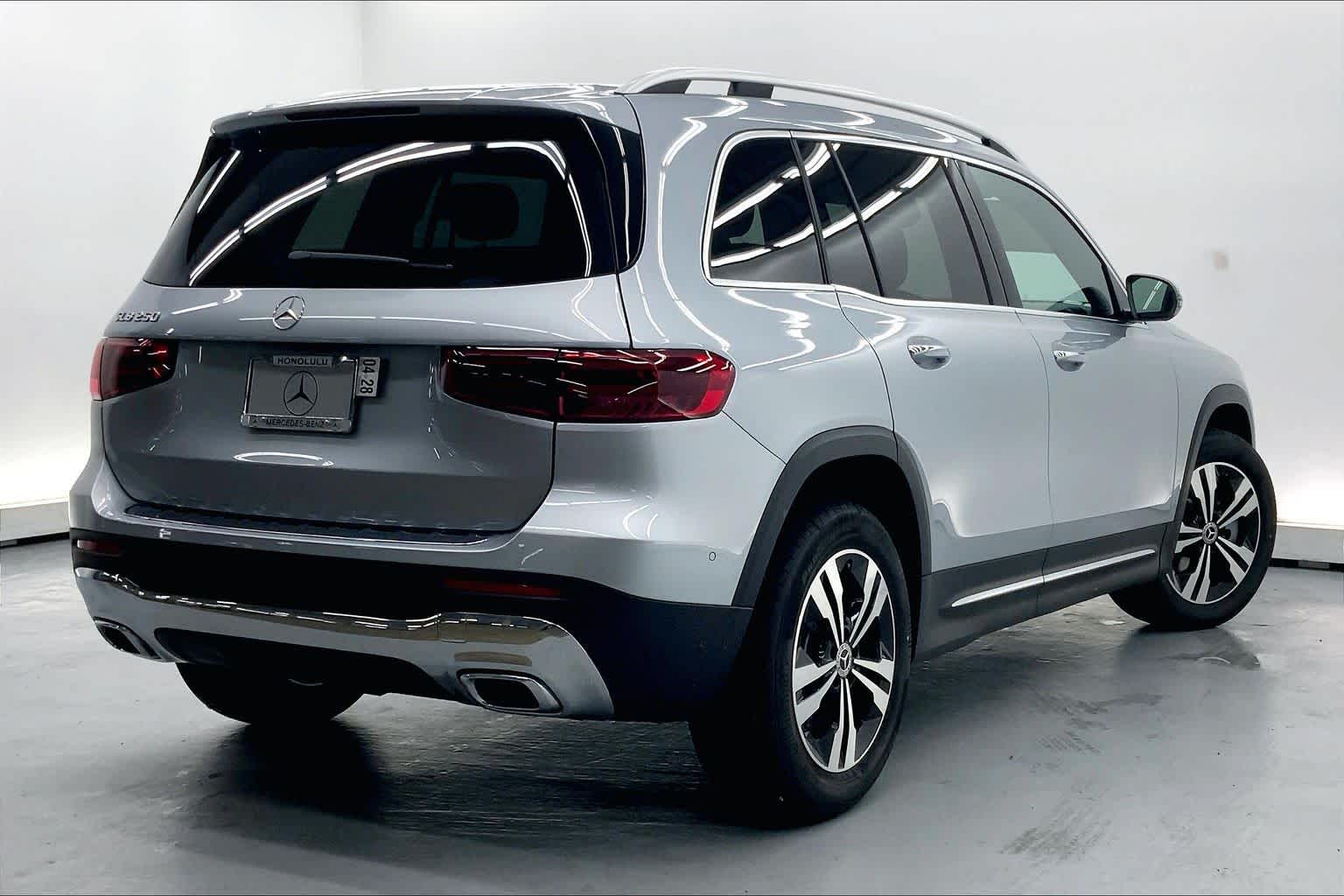 2026 Mercedes-Benz GLB 250 SUV