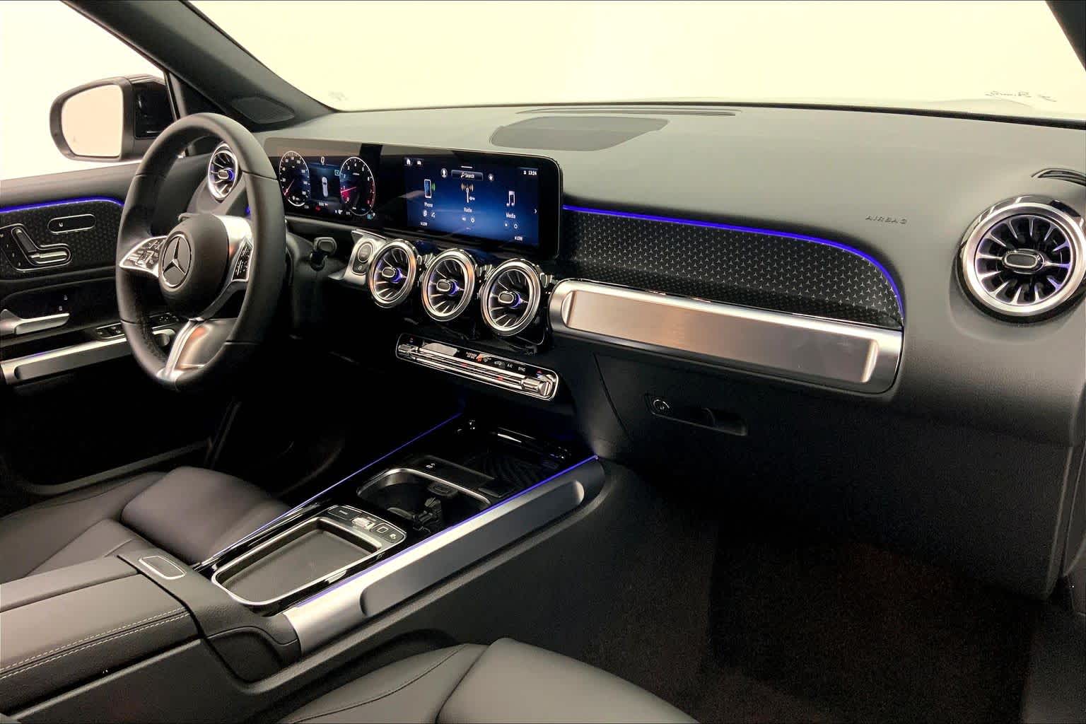 2026 Mercedes-Benz GLB 250 SUV