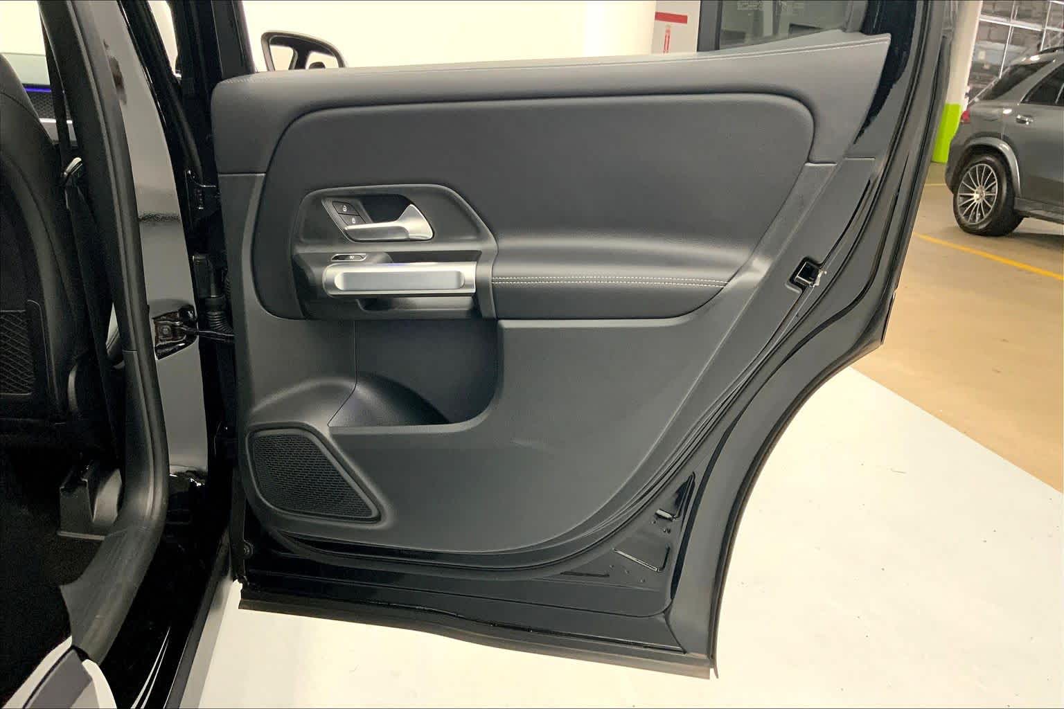 2026 Mercedes-Benz GLB 250 SUV