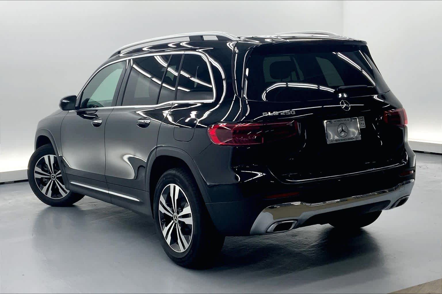 2026 Mercedes-Benz GLB 250 SUV